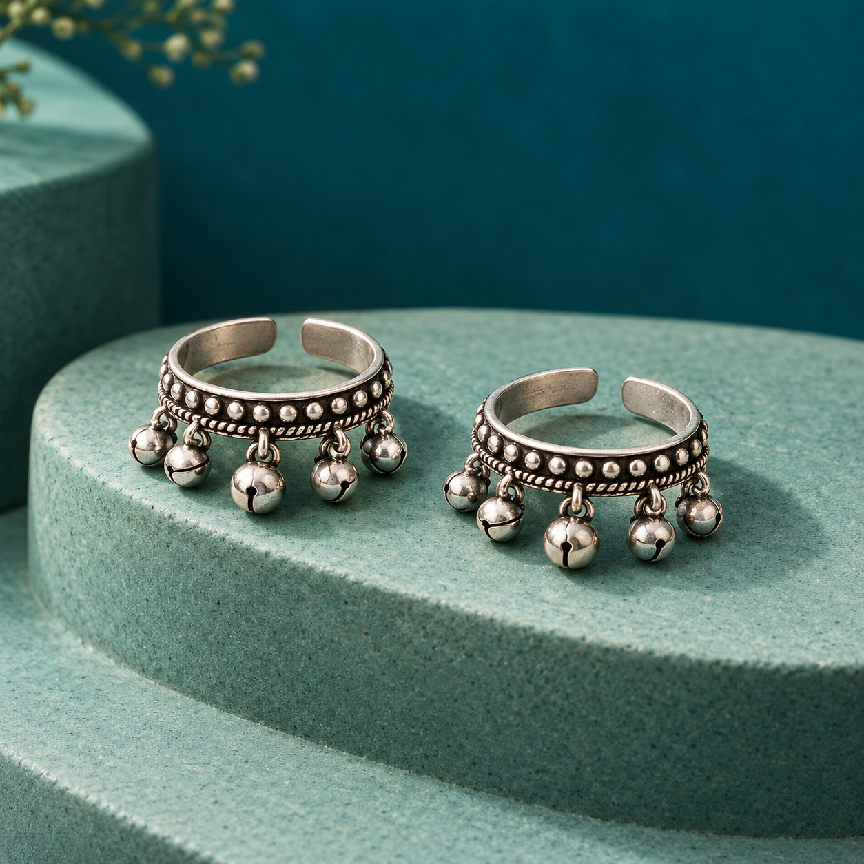 Oxidised Ghungroo Toe Rings